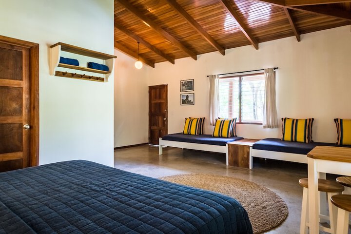 Room 4 of 23