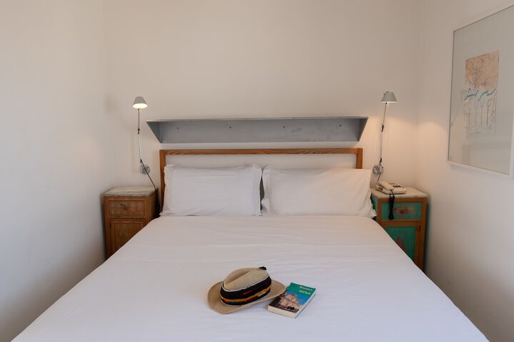 Room 5 of 60
