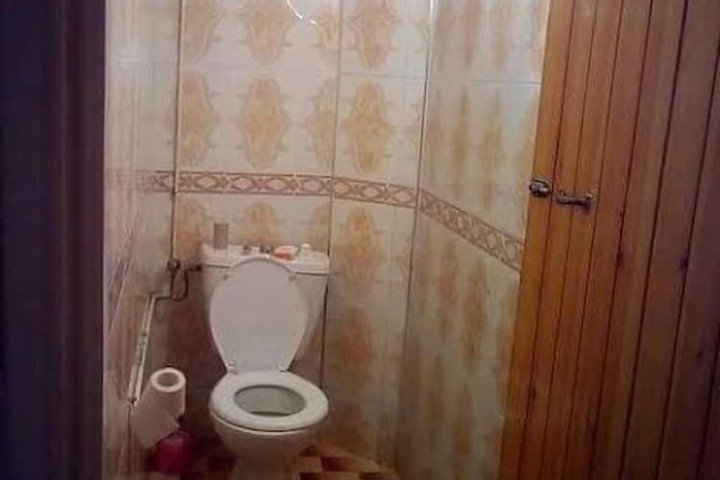 Room 3 of 6