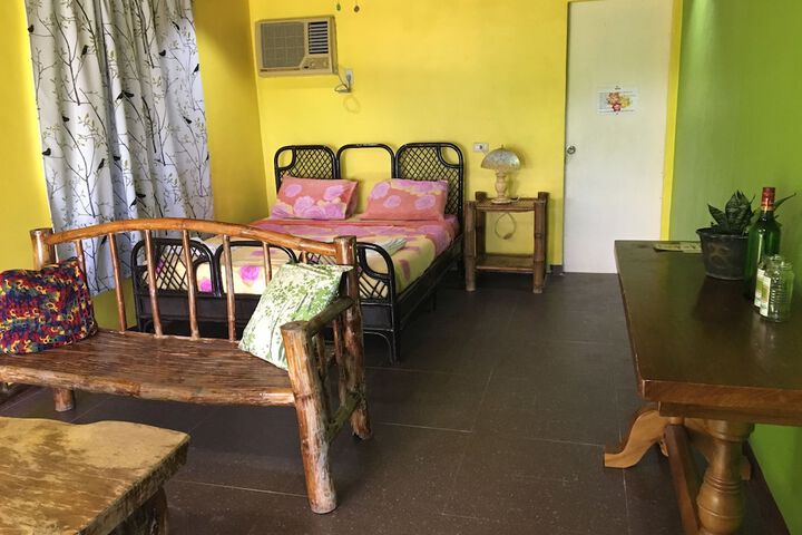Room 2 of 49