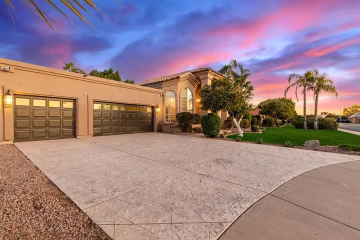 Exterior of Citrus Cove Mesa 4 Bedroom Home by Redawning