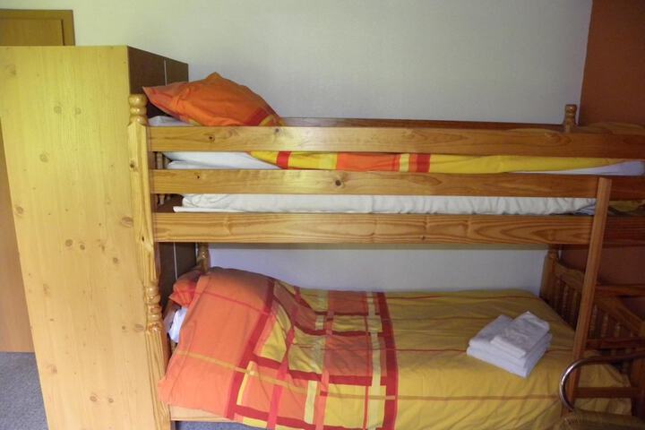 Room 17 of 64