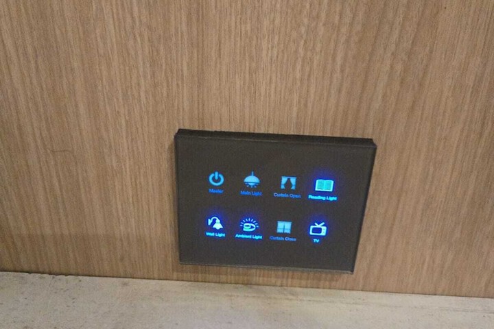 Room 19 of 87