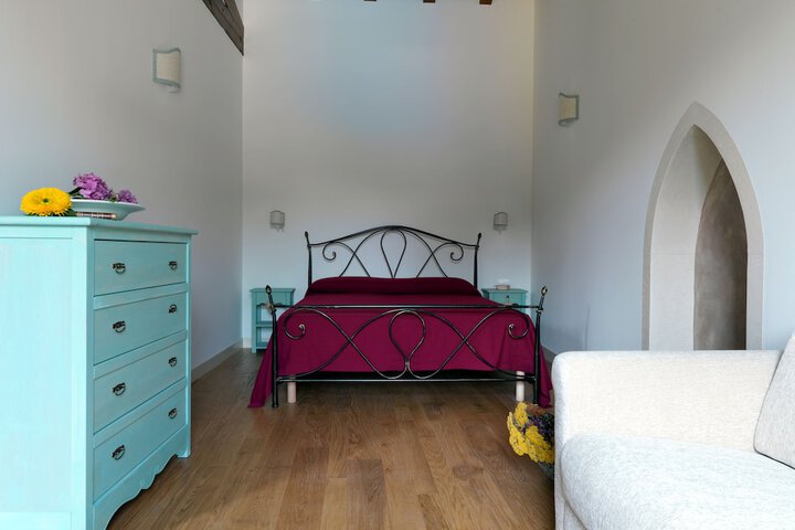 Room 10 of 52