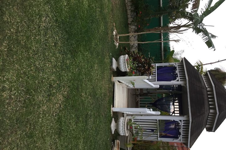 Hotel Exterior 142 of 162