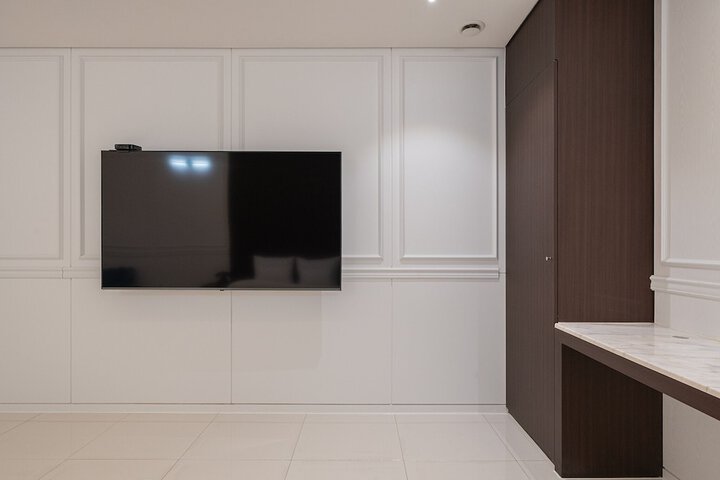 Room 63 of 104