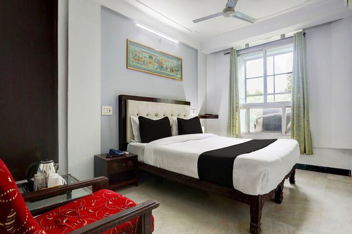 Room 14 of 29