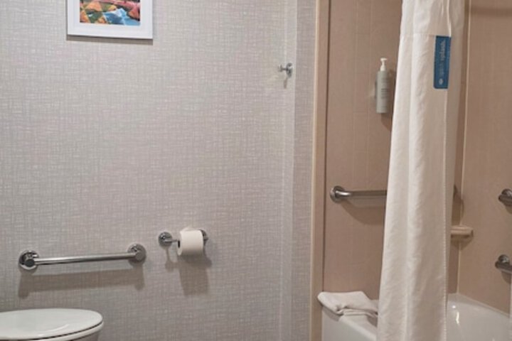 Clean Restrooms