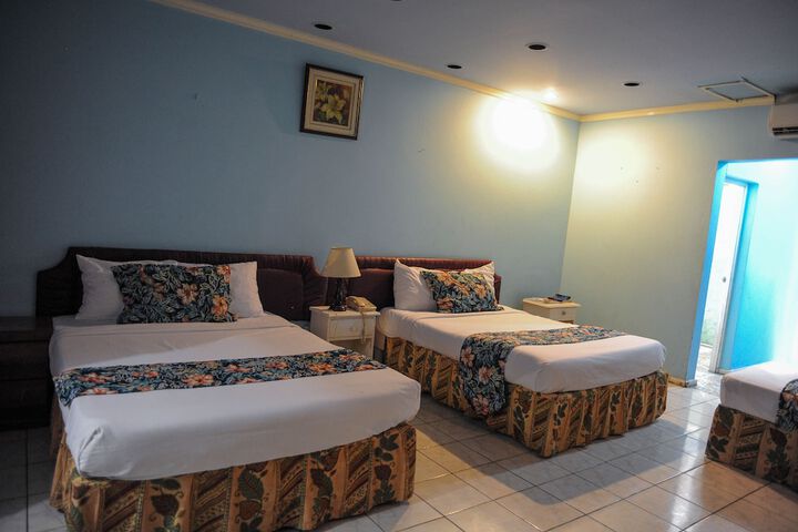 Room 15 of 69