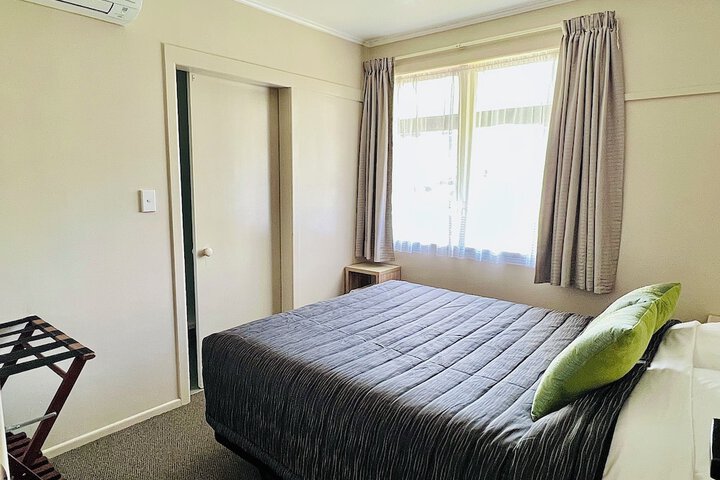 Room 10 of 39