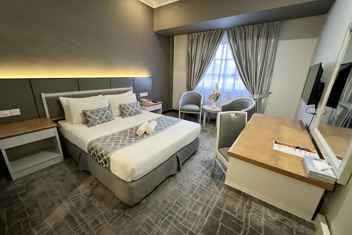 Room 21 of 46