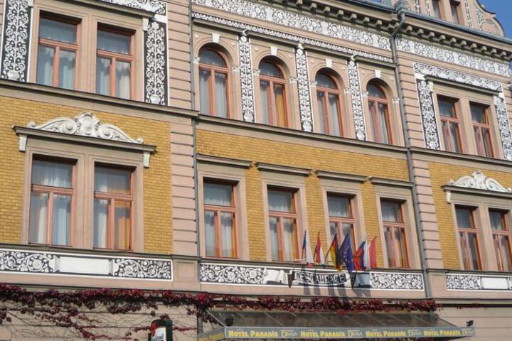 BOHEMIA INN HOTEL