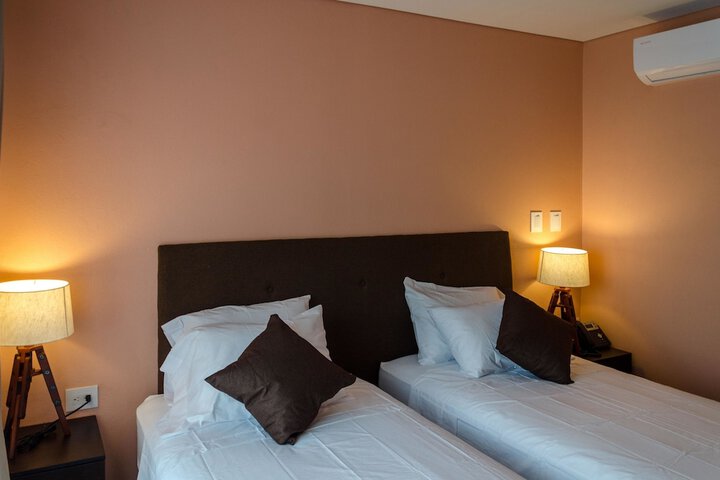 Room 12 of 72