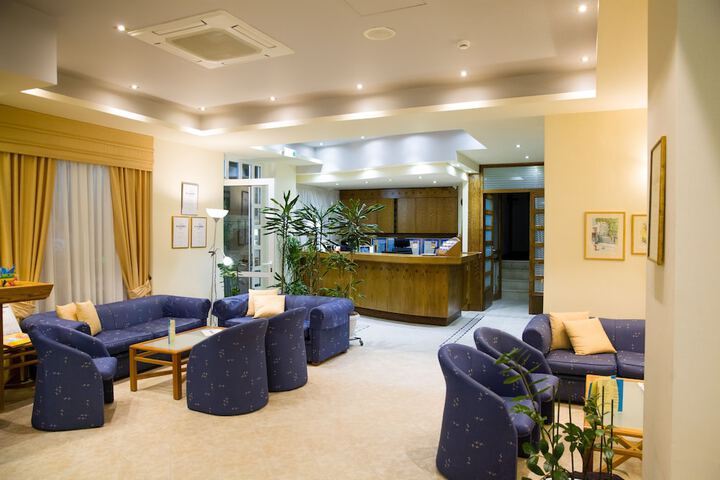 Hotel Lobby