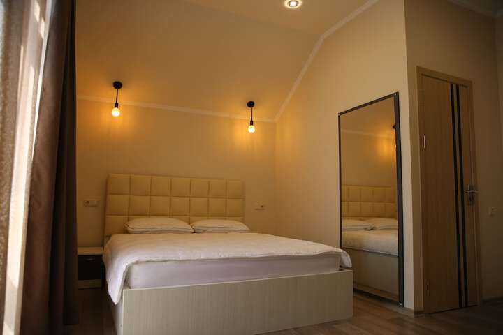 Room 47 of 72