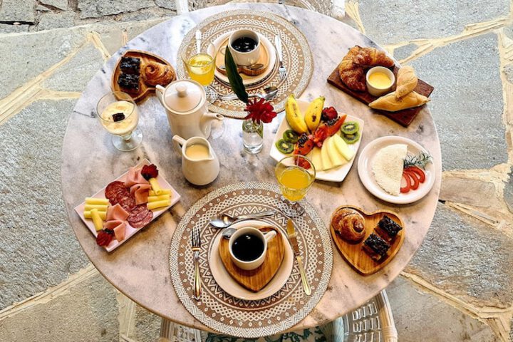Breakfast/Coffee Service 120 of 142
