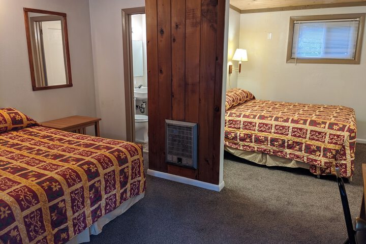 Room 3 of 16