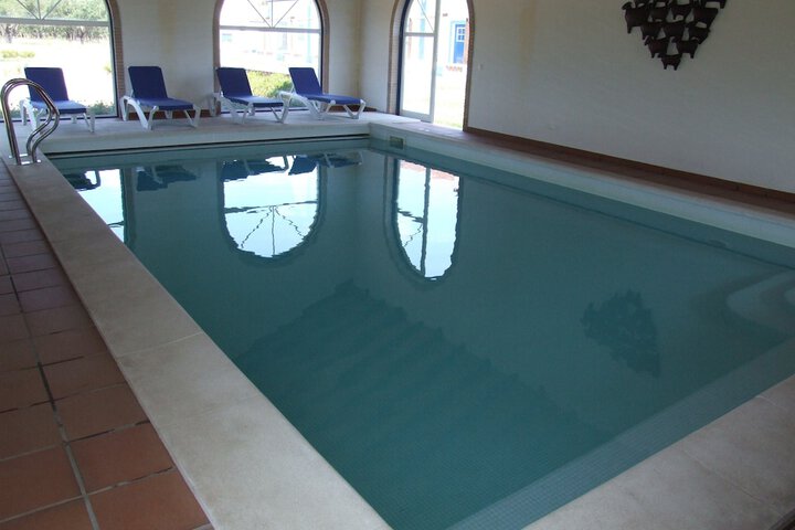 Hotel Pool