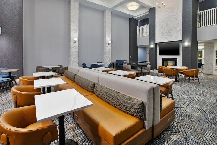 Guest Lobby