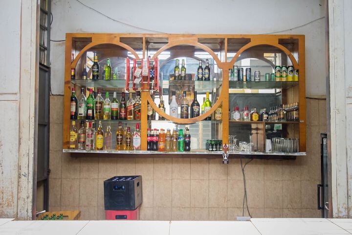 Lounge 64 of 72