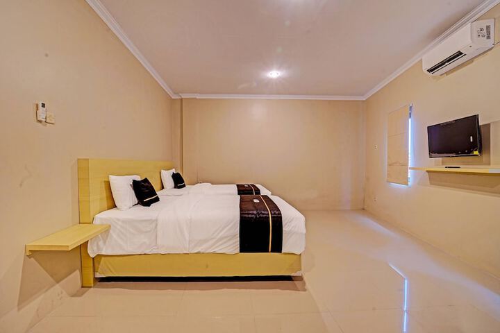 Room 10 of 15
