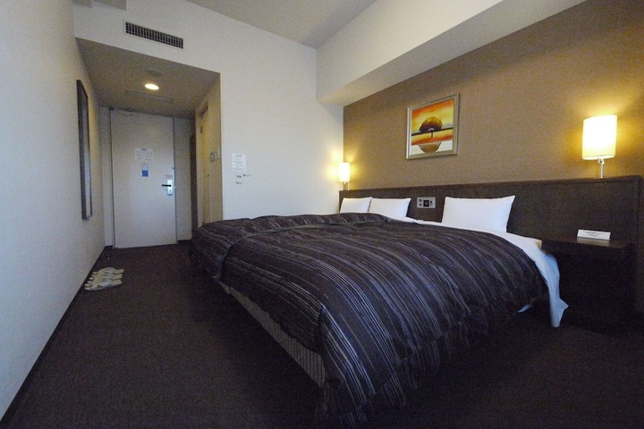 Room 5 of 47