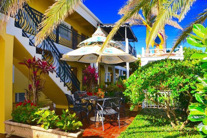 Hotel Exterior 63 of 69