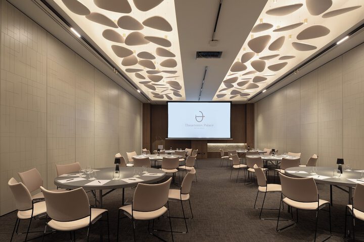 Business Center 308 of 357