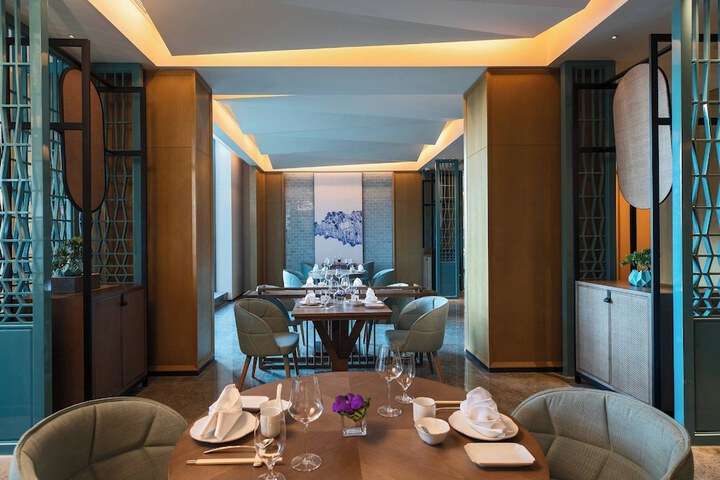 Dining 107 of 151