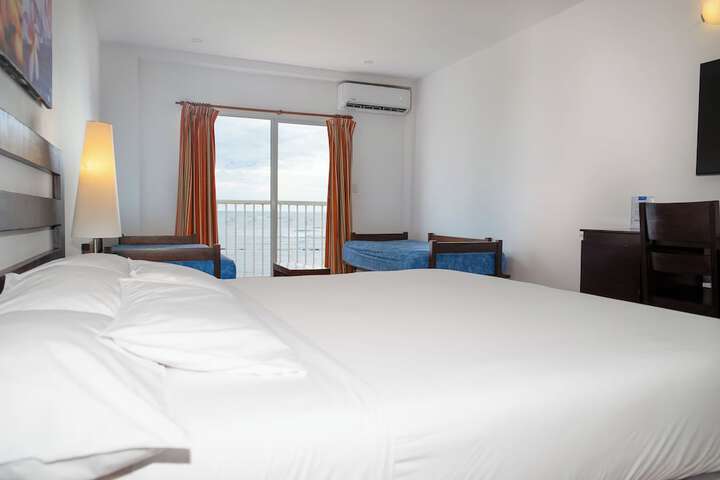 Room 15 of 130