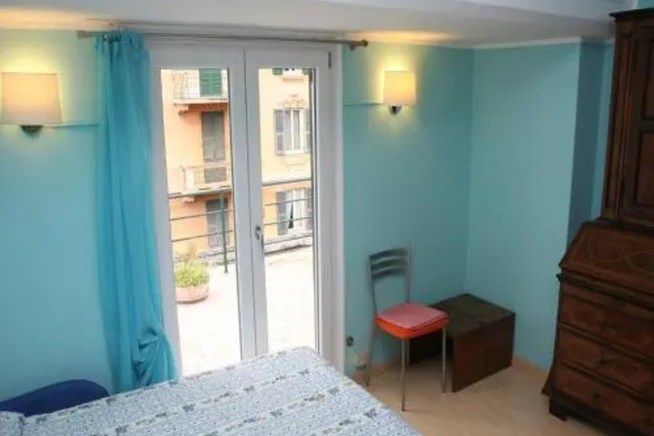 Room 3 of 12