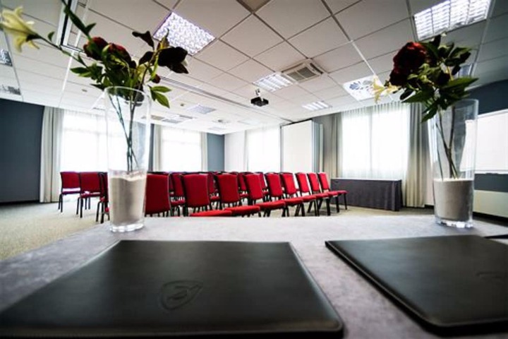 Meeting 32 of 37