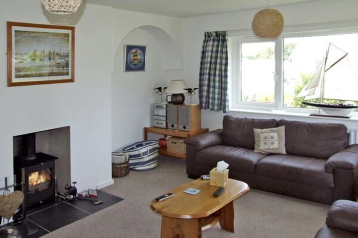 Room 2 of 13