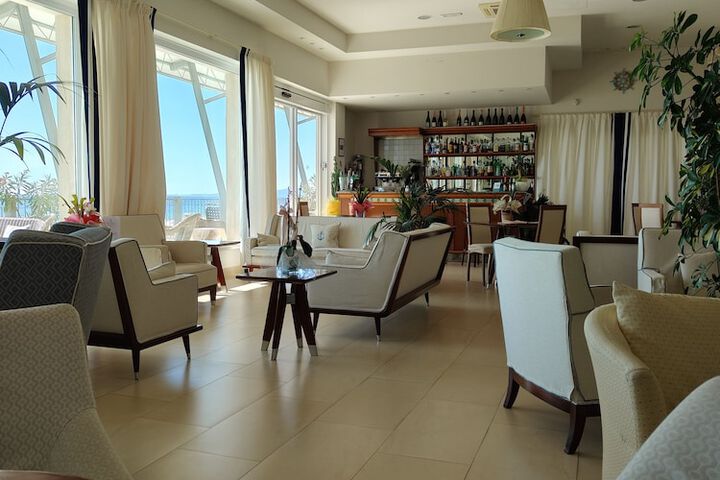 Hotel Interior 5 of 58