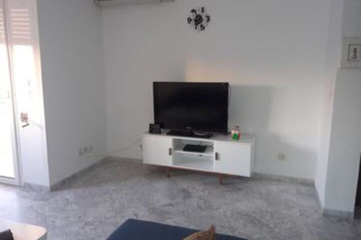 Room 12 of 12
