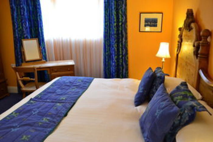 Room 49 of 95