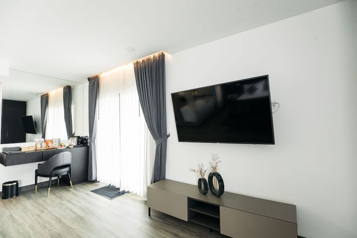 Room 12 of 74