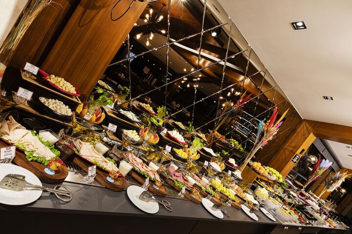 Dining 97 of 128