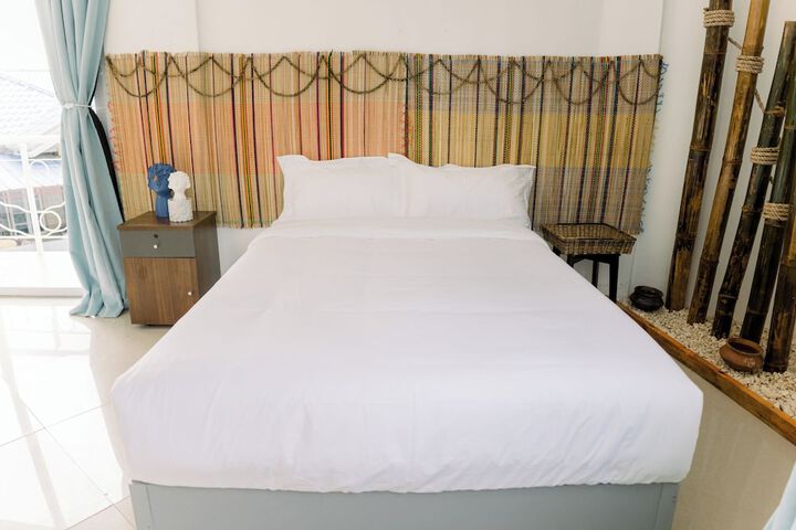 Room 13 of 44