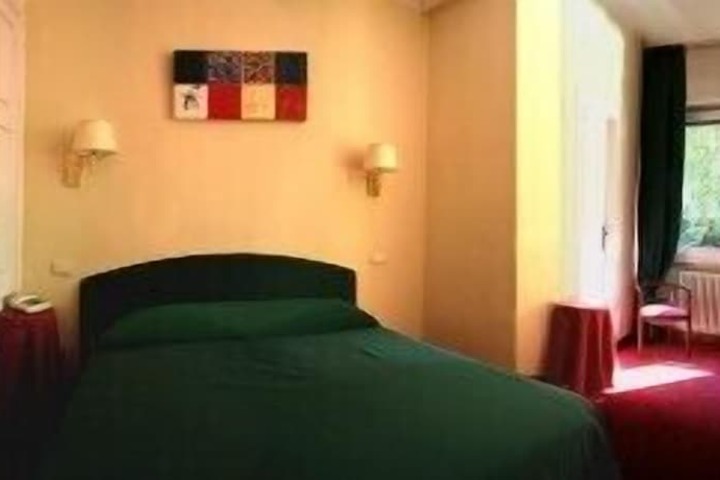 Room 10 of 54