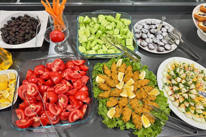 Dining 56 of 60