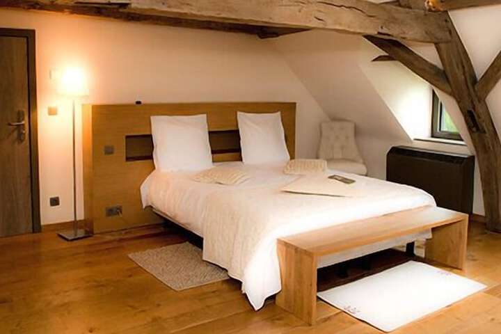 Room 19 of 47
