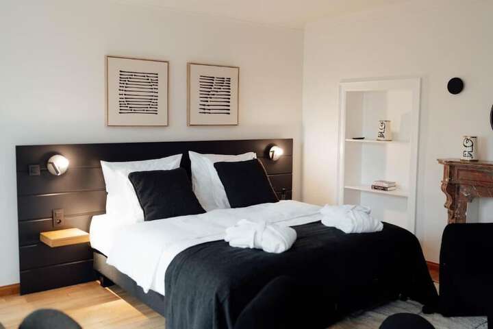 Room 8 of 26