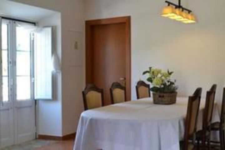 Room 20 of 28