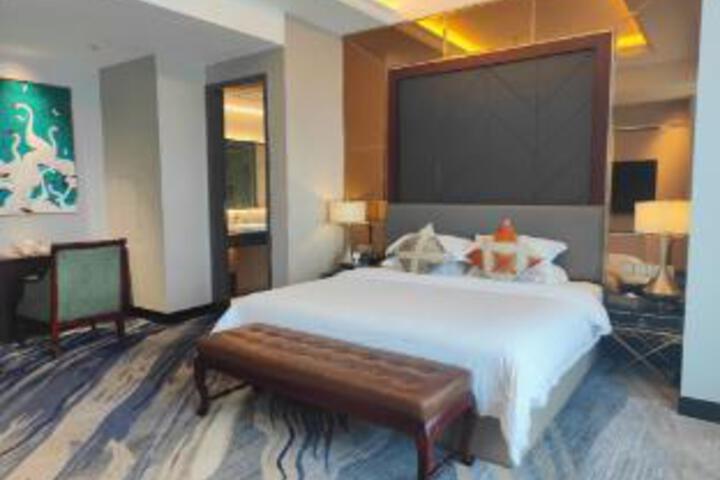 Room 19 of 21