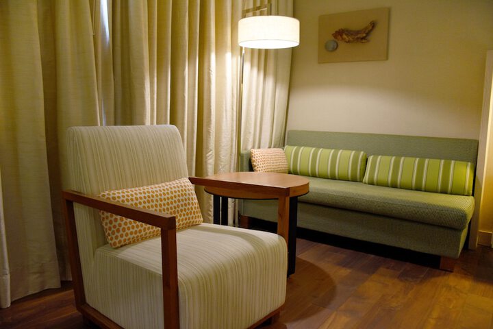 Room 19 of 100