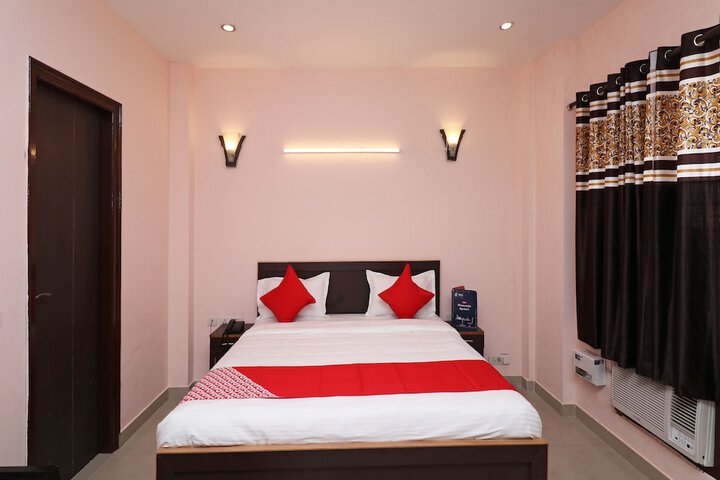 Room 10 of 23
