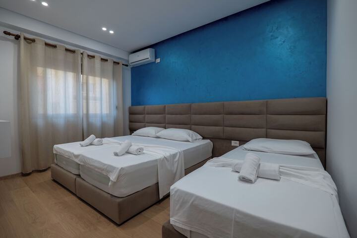 Room 42 of 131