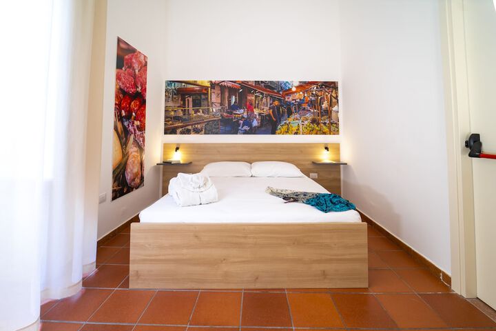 Room 21 of 107