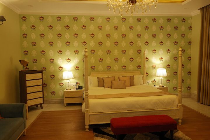 Room 6 of 69